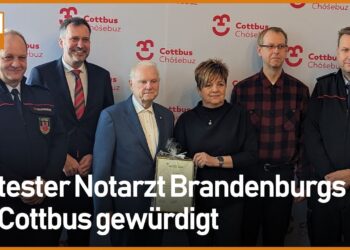 Ehrung für 50 Jahre Rettungsdienst: Dr. Müllrick in Cottbus gewürdigt