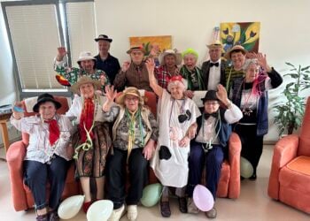 Ausgelassene Stimmung beim Rosenmontag in der DRK-Tagespflege Kroppen