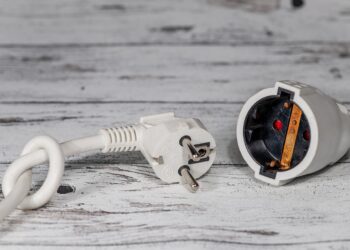 „Blackout“ in Elbe-Elster: Großflächige Störung der Stromversorgung