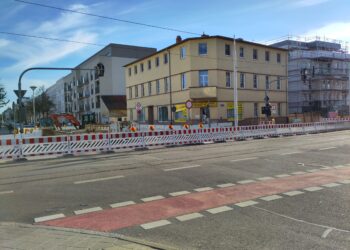 Bauarbeiten in Cottbus. Berliner Straße Ecke Schillerstraße gesperrt