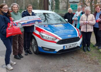 Ehrenamtlich stricken und häkeln für den Brandenburger Wünschewagen