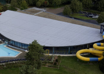 Dach wird saniert: Sauna & Freizeitbad Lauchhammer bekommt Solaranlage