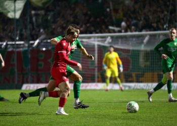 Chemie Leipzig schockt im Aufstiegskampf: Energie Cottbus verliert 0:3