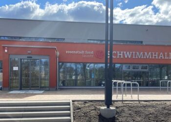 Forster Schwimmhalle am Wochenende geschlossen