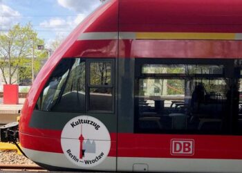 Kulturzug Berlin - Cottbus - Wroclaw startet in neue Saison; Foto: VBB