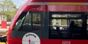Kulturzug Berlin - Cottbus - Wroclaw startet in neue Saison; Foto: VBB