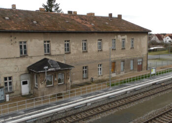 Bahnhofsgebäude in Lauchhammer wird Kunst- und Kulturstandort