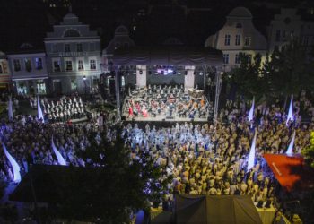 Cottbuser Walzernacht gewinnt 8.000 Euro bei Innenstadtwettbewerb