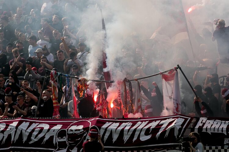 Berlin, Deutschland 04. Mai 2024:
Regionalliga Nordost - 2023/2024 - BFC Dynamo vs. FC Energie Cottbus  Im Bild: