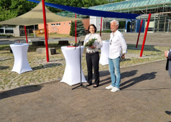 Neues Sonnensegel für Niedersorbisches Gymnasium in Cottbus