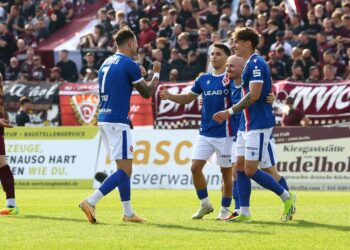 Maximilian Krauß erzielt die Führung für den FC Energie Cottbus gegen BFC Dynamo; Foto: Christiane Weiland