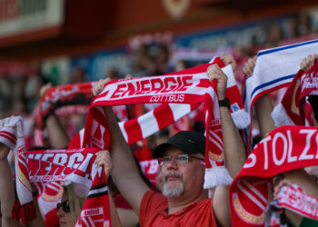 Cottbus, Deutschland 27. April 2024:
Regionalliga Nordost - 2023/2024 - FC Energie Cottbus vs. 1. FC Lok Leipzig  Im Bild: