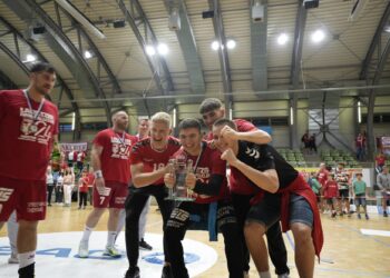 LHC Cottbus steigt in Liga 3 auf! Handballer feiern Meisterschaft