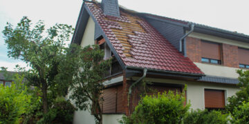 Unwetterschäden in Cottbus. Tornado in Sielow? Feuerwehr im Dauereinsatz; Blaulichtreport Lausitz