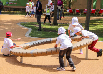 Inklusiver Spielplatz im Branitzer Park eingeweiht