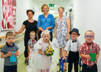 Einzigartige Petö-Therapie hilft bewegungsbehinderten Kids in Cottbus