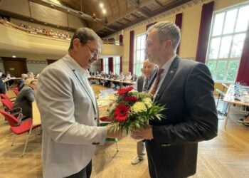 Cottbus: Stadtverordnetenversammlung konstituiert. Bialas neuer Vorsitz