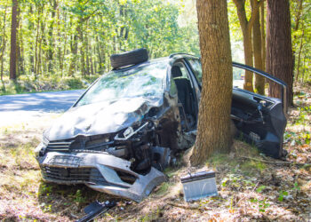 Schwerer Unfall auf der B87. Drei Verletzte & 65.000 Euro Sachschaden