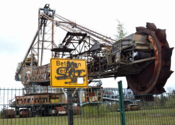 Letztes Kapitel für das „Blaue Wunder“? Maroder Bagger soll weichen