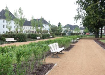 Neugestaltung des Platzes des Gedenkens in Guben abgeschlossen