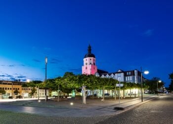 Lübbener Innenstadt: Quark- und Leinölmeile & Shoppingnacht laden ein