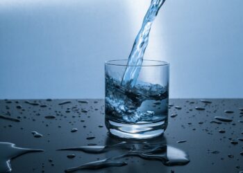 Warum man mehr Wasser trinken sollte: Gesundheitsvorteile im Überblick