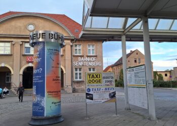 Kreative Baustelle am Bahnhof: Senftenberg lädt zum ersten Baufestival