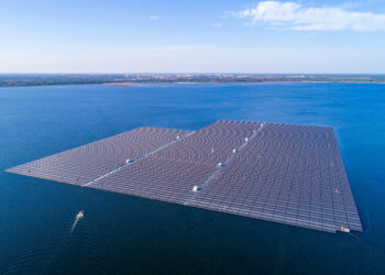 51.000 Solarmodule: Montage auf Cottbuser Ostsee abgeschlossen