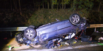 Schwerer Verkehrsunfall auf der A15, fünf Verletzte; Foto: Blaulichtreport Lausitz