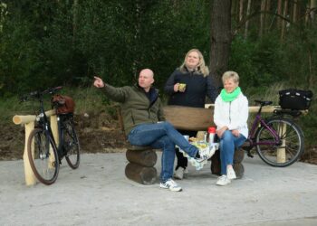 Calau: Neue Rast-Oase am Mloder Radweg dank Bürgerengagement