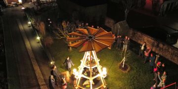 Weihnachtspyramide Cottbus-Ströbitz