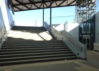 Fahrstuhl am Cottbuser Bahnhofstunnel erneut defekt