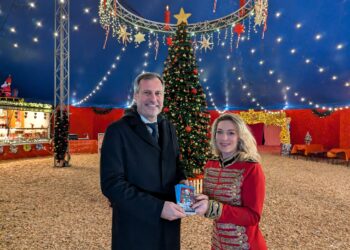 Video: Weihnachtscircus ist wieder in Cottbus! Premiere am Samstag