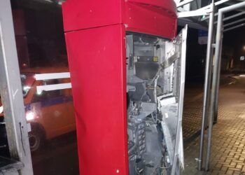Unbekannte sprengen Fahrscheinautomat in Cottbus