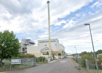 Aus für Drebkauer Glaswerk? Spree-Neiße mit Hilferuf für Glasindustrie