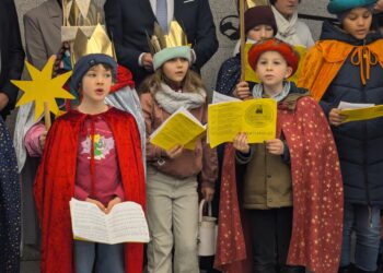 Sternsinger brachten traditionell Segen in Cottbuser Rathaus