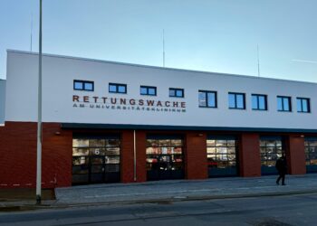 Neue Rettungswache am Cottbuser Uniklinikum übergeben