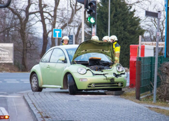 Auffahrunfall in Cottbus: Fünfjähriges Kind leicht verletzt