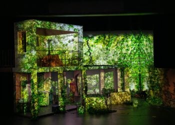 Staatstheater Cottbus / Bernd Schönberger 