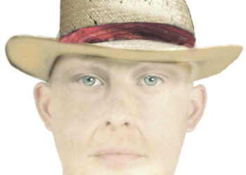 Seniorin bestohlen: Hinweise nach Trickbetrug in Elsterwerda gesucht