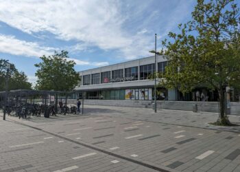 Bauvorbereitung für Fahrradparkhaus am Cottbuser Bahnhof beginnt