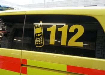 Schwerer Unfall auf B87 bei Luckau: Zwei Menschen schwer verletzt