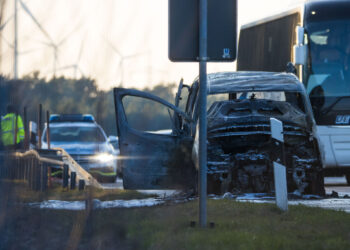Auto auf A13 bei Duben in Brand – Autobahn zeitweise voll gesperrt