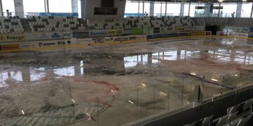 Eisarena Weißwasser muss wegen Defekt schließen; Foto: Milton Tauche