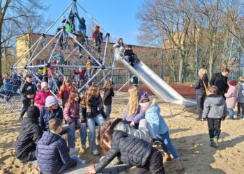 Neuer Spielplatz in Senftenberg offiziell eröffnet