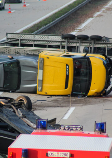 Verkehrsunfall auf der A13 bei Ruhland; Foto: Blaulichtreport Lausitz