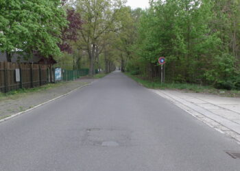 Halbseitig Dicht: Kostebrauer Straße in Lauchhammer wird zur Baustelle