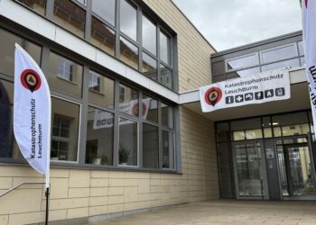 15 Katastrophenschutzleuchttürme im OSL-Kreis ab sofort einsatzbereit