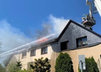 Brand in Uebigau: Dreiseitenhof unbewohnbar, hoher Sachschaden