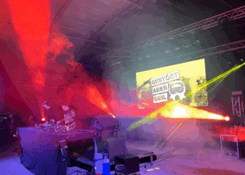 „Gestört aber Geil“ live in Cottbus: Sommerhighlight am Stadtbrunnen